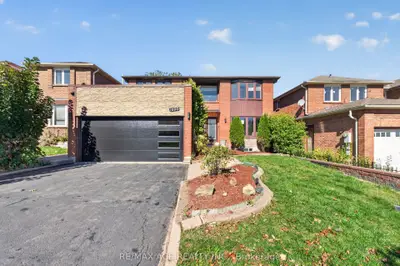 1690 Major Oaks Road, Pickering, On L1x 1x1