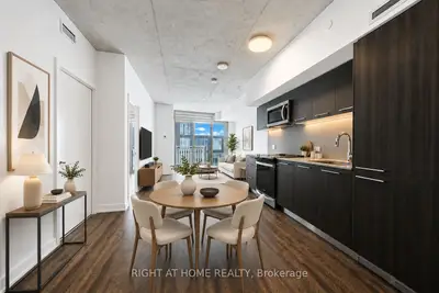45 Baseball Place 903, Toronto, On M4m 0h1