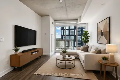 45 Baseball Place 903, Toronto, On M4m 0h1