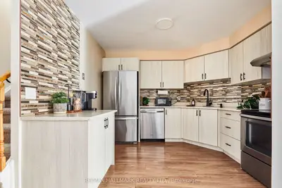 1400 The Esplanade Centre N 305, Pickering, On L1v 6v2