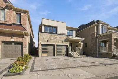 15 Ronald Street, Whitby, On L1p 0k1