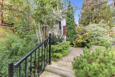272 Highfield Road, Toronto, On M4l 2v5
