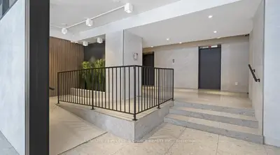 3875 Sheppard Avenue E 405, Toronto, On M1t 3l6