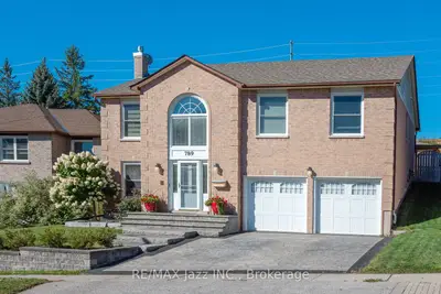 789 Lochness Crescent, Oshawa, On L1j 7r2