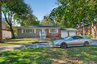 20 West Hill Drive Basement, Toronto, On M1e 3t5