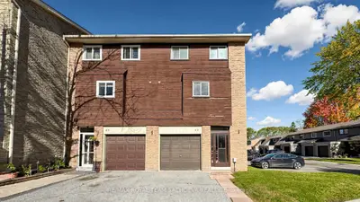 341 Military Trail 51, Toronto, On M1e 4e4