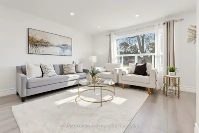 10 Anticosti Drive, Toronto, On M1j 1v5
