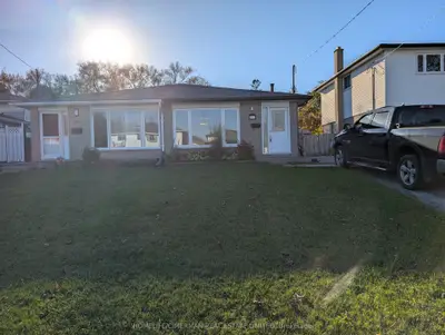 202 Durham Street, Oshawa, On L1j 5r3