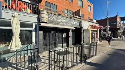 424 Danforth Avenue, Toronto, On M4k 1p3