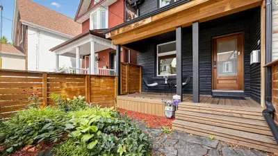 149 Jones Avenue N, Toronto, On M4m 3a2