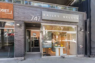 747 Queen Street E 204, Toronto, On M4m 1h3