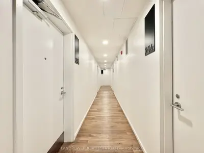 377 Broadview Avenue 204, Toronto, On M4k 2m7
