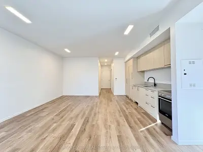377 Broadview Avenue 204, Toronto, On M4k 2m7