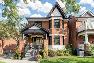 156 Hampton Avenue S, Toronto, On M4k 2z1