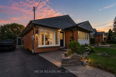 540 Mccowan Road Main Floor, Toronto, On M1j 1j8