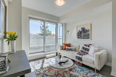2301 Danforth Avenue 415, Toronto, On M4c 1k5