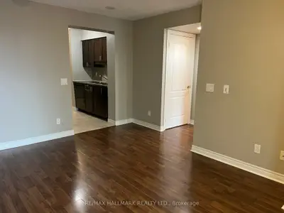 60 Town Centre Court 1205, Toronto, On M1p 0b1