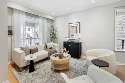 346 Leslie Street, Toronto, On M4m 3e2
