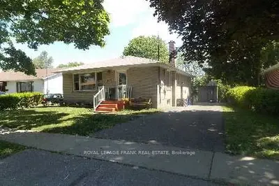 1453 Oxford Street, Oshawa, On L1j 3w9