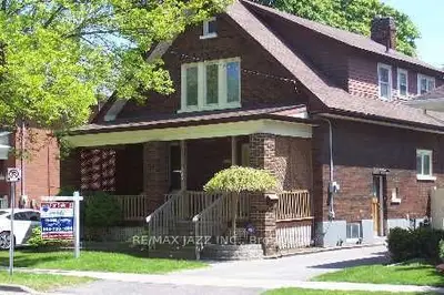 333 Athol Street E, Oshawa, On L1h 1k9