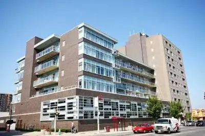 44 Bond Street W 512, Oshawa, On L1g 1a3