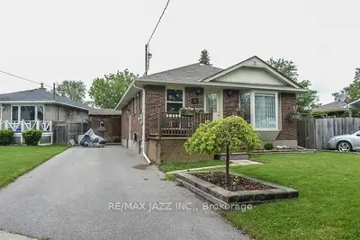 88 Wellington Avenue W, Oshawa, On L1h 3x9
