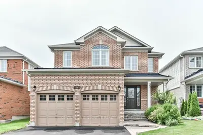 Detached in Clarington