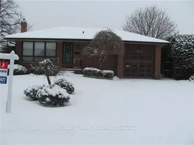 650 Fife Court, Oshawa, On L1j 3c4