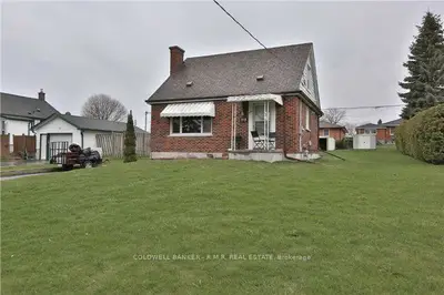424 Gibbons Street, Oshawa, On L1j 4z4