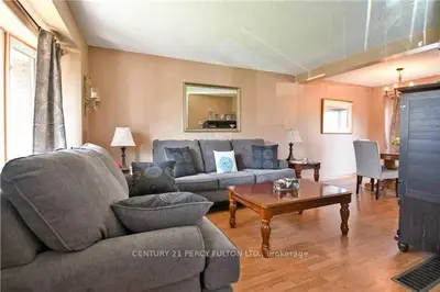 311 Limerick Street, Oshawa, ON L1J 6K8