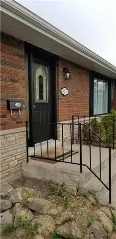 525 Creighton Avenue Lower, Oshawa, On L1j 2n4