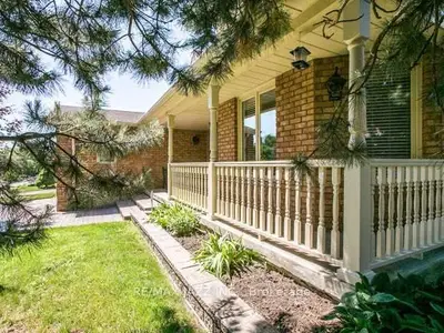 309 Fiddlers Court, Pickering, On L1v 6p3