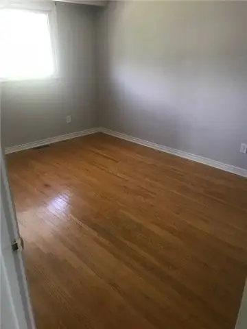 804 Rodney Court, Oshawa, On L1g 6v7