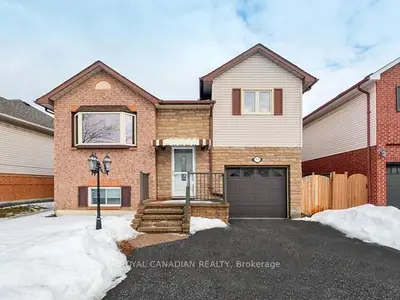800 Beatrice Street E, Oshawa, ON L1K 2H7