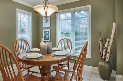 42 Port Of Newcastle Drive, Clarington, ON L1B 1M8