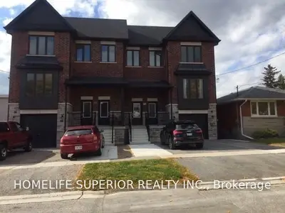 94 Cromwell Avenue 3, Oshawa, ON L1J 4T6