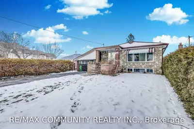 501 Scarborough Golf Clu Road, Toronto E09, ON M1G 1H3