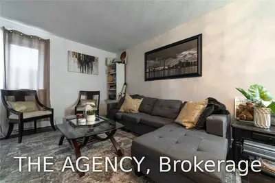 191 Lake Driveway W Drive 109, Ajax, ON L1S 7H9