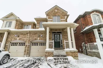 18 Powlesland Street, Ajax, ON L1T 0L7