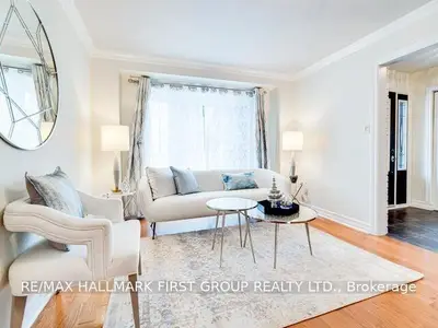 22 Butterfield Crescent, Whitby, ON L1R 1J1