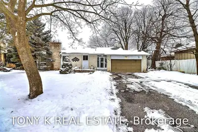202 Pontiac Court, Oshawa, ON L1G 6R4