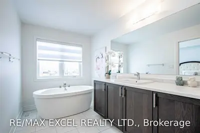 29 Christine Elliott Avenue, Whitby, ON L1P 0B8