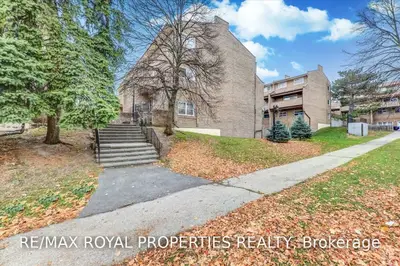 91 Muir Drive 28, Toronto E08, ON M1M 3T7