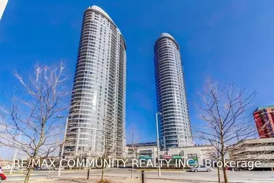 125 Village Green Square 1003, Toronto E07, ON M1S 0G3