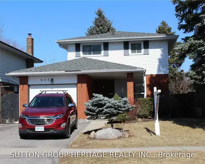 955 Downing Court, Oshawa, ON L1G 7P9