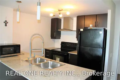 25 Town Centre Court 1806, Toronto E09, ON M1P 0B4