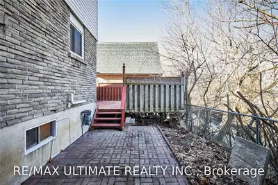483 Grenfell Street, Oshawa, ON L1J 4W8