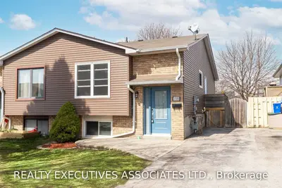 1300 Sunningdale Avenue, Oshawa, ON L1H 8G7