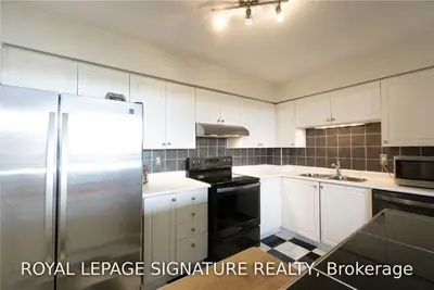 454 Centre Street S 501, Oshawa, ON L1H 4C2