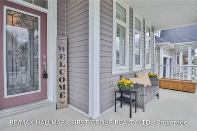 7 Bloomsbury Street, Whitby, ON L1M 0H8
